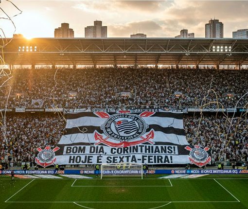 Corinthians: Visando o Atlético Mineiro. E Martinez …