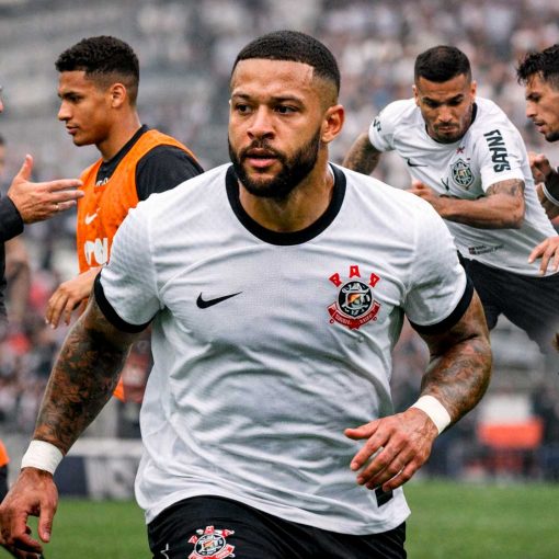 Corinthians encara o Santos sob pressão e com retornos importantes no ataque para o clássico na Vila